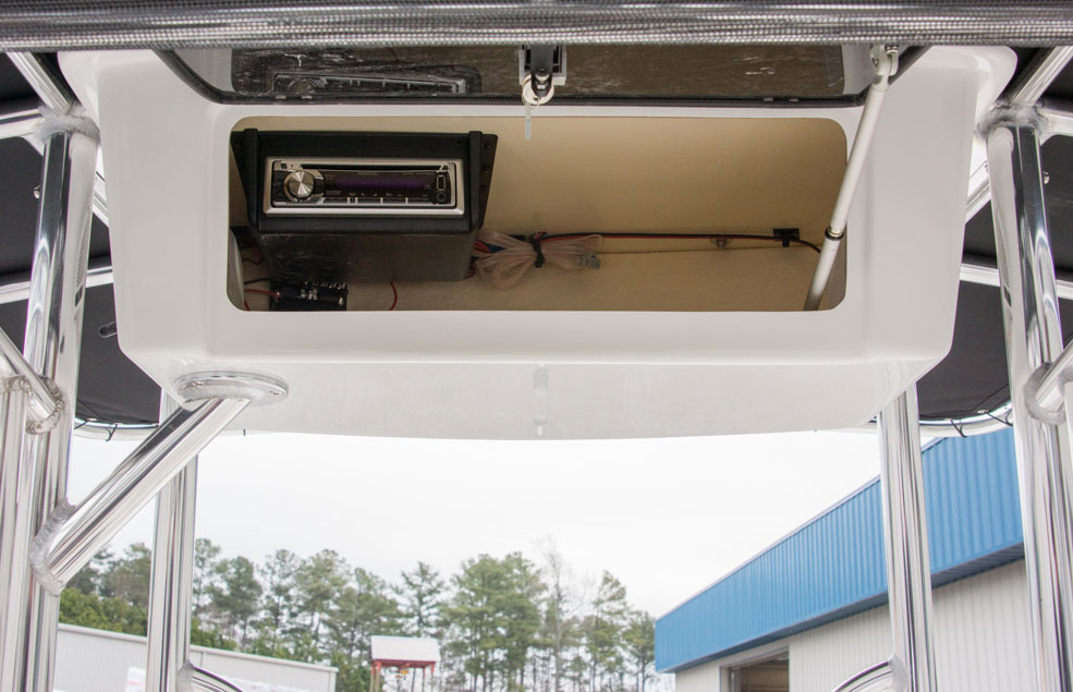 Dusky Sport Center - Carolina Skiff - DLV Series - DLV178